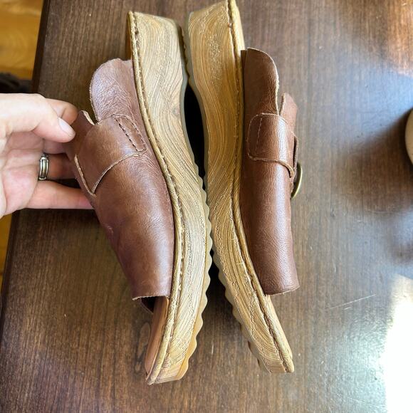 Born Averie Leather Platform Mule Sandal women’s size 8 - Picture 8 of 9